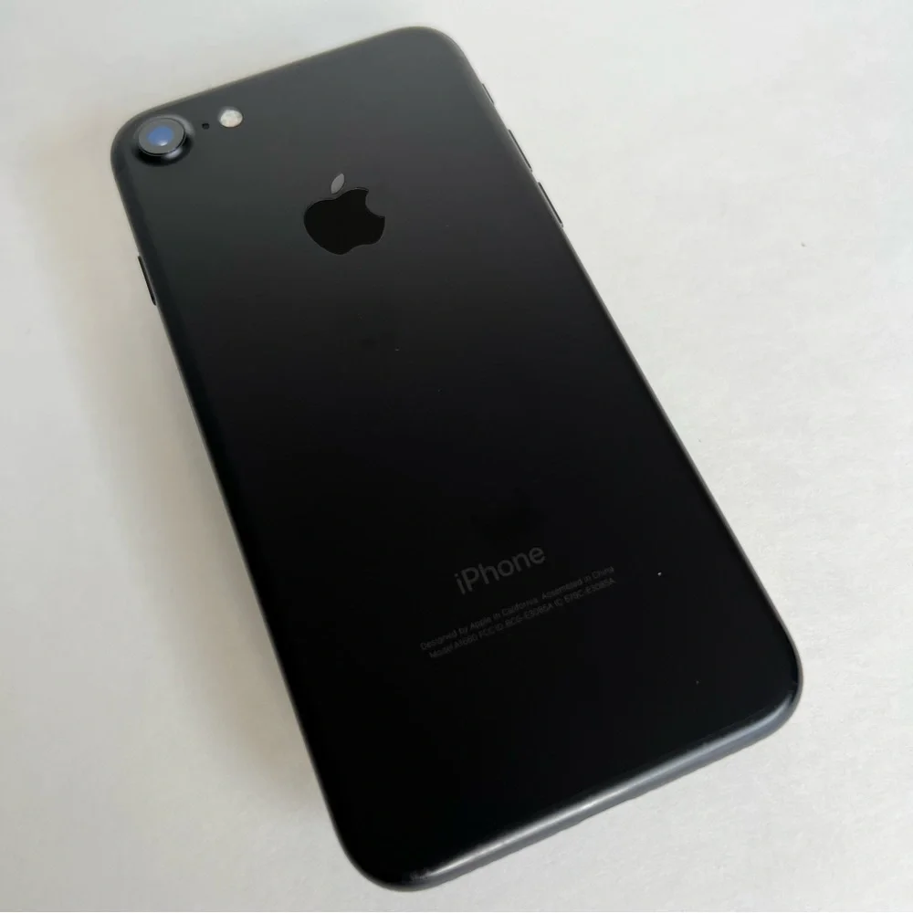 iPhone 7 Unlocked 128 GB